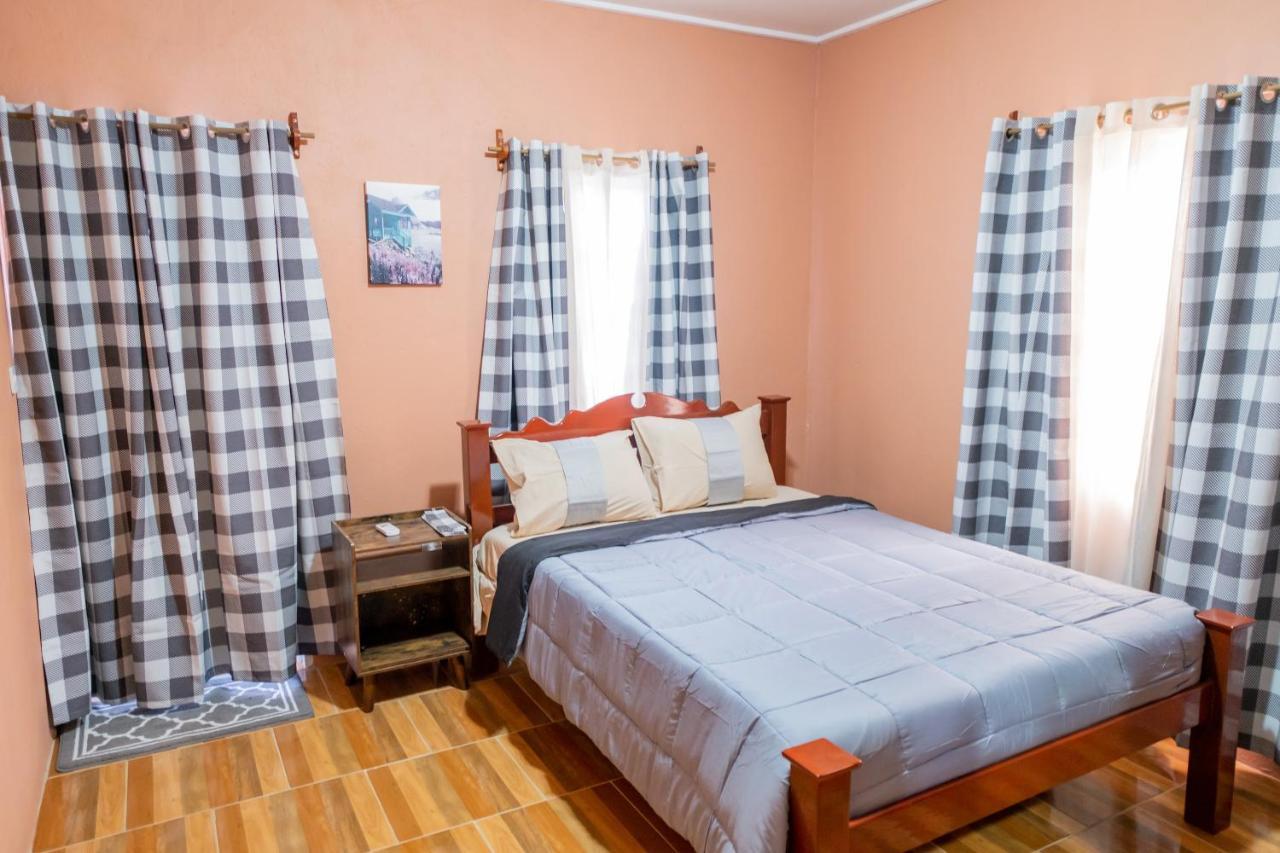 Golden Palms Apartment Kingstown Buitenkant foto