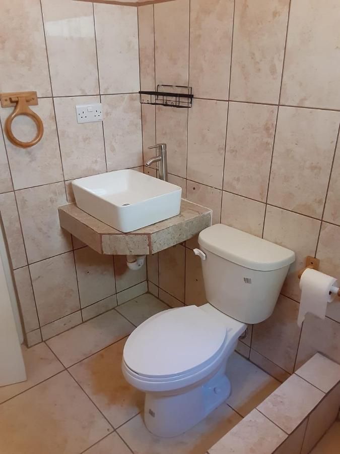 Golden Palms Apartment Kingstown Buitenkant foto