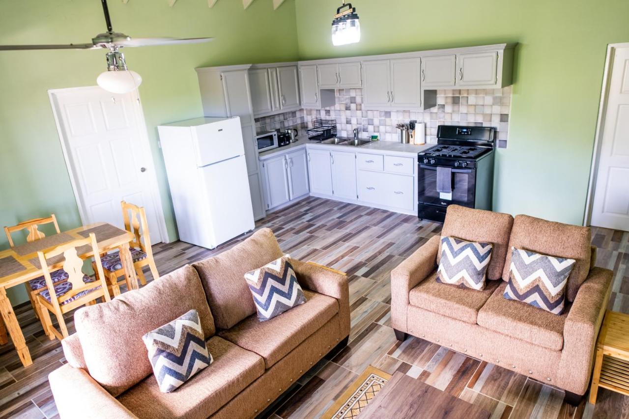Golden Palms Apartment Kingstown Buitenkant foto